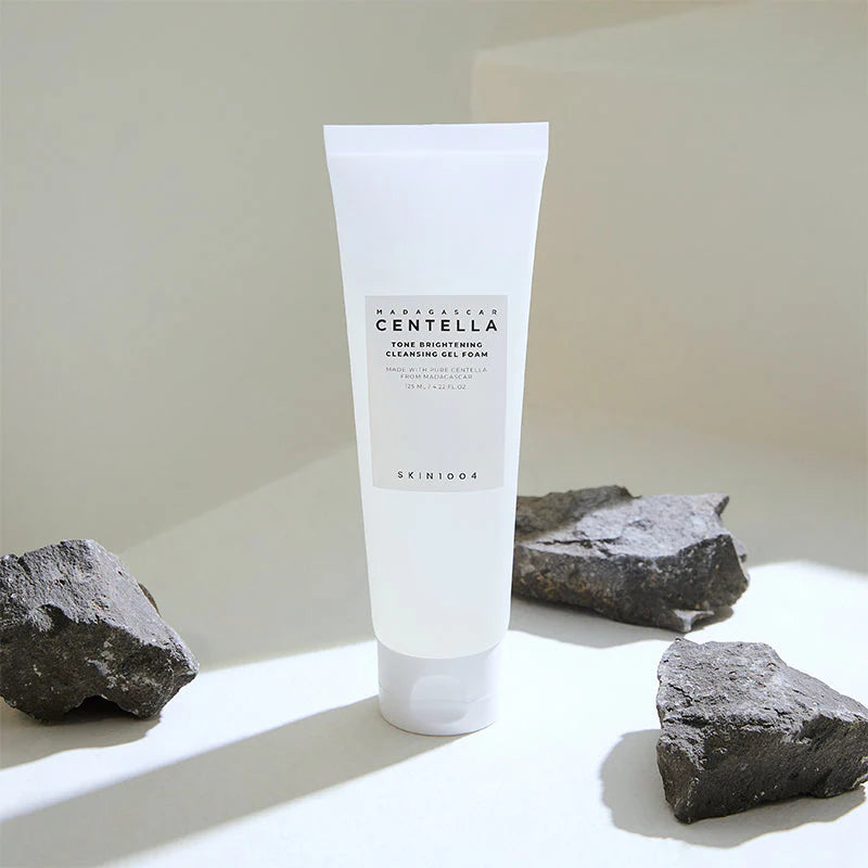 Skin1004 Madagascar Centella Tone Brightening Cleansing Gel Foam